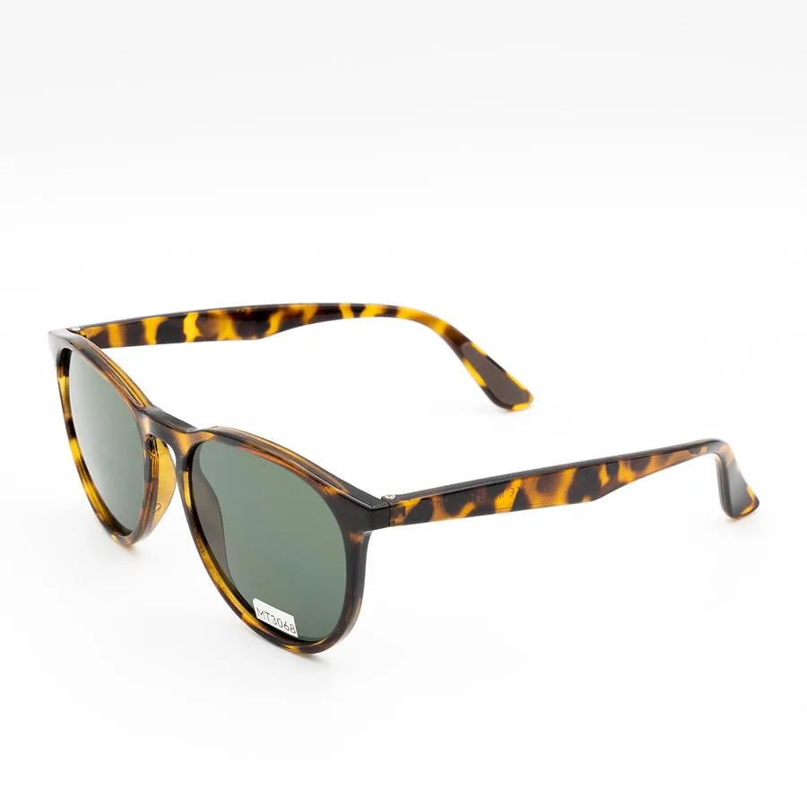 Tortoise acetate-look sunglasses with green lenses