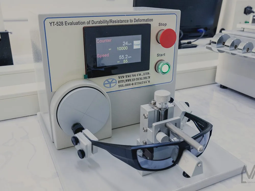 Durability and deformation tester