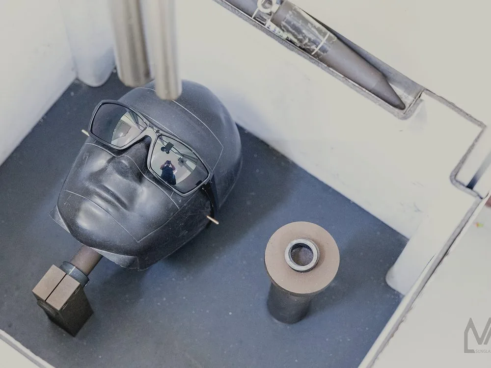 Drop ball and high mass impact test rig